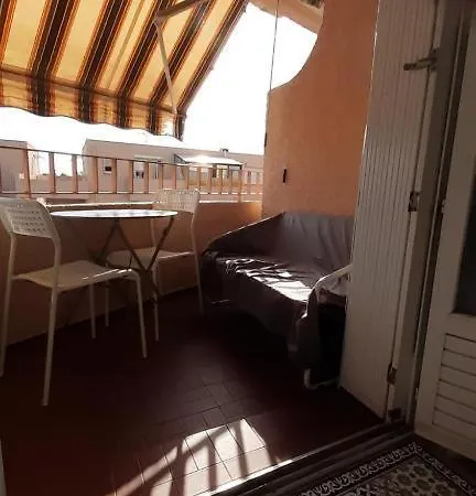 Avec Terrasse Vue Mer Expo Sud Ensoleillee Toute L'annee, Parking, Menage Fin De Sejour, Linge De Lit Et Serviettes De Bain Inclus, Commerces,plages Et Port A Pied Appartement *